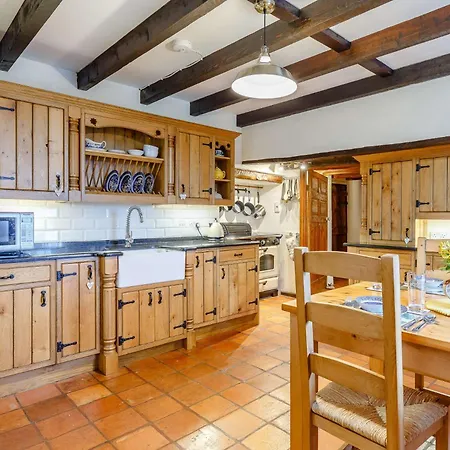 2 Bed In Newquay 82370